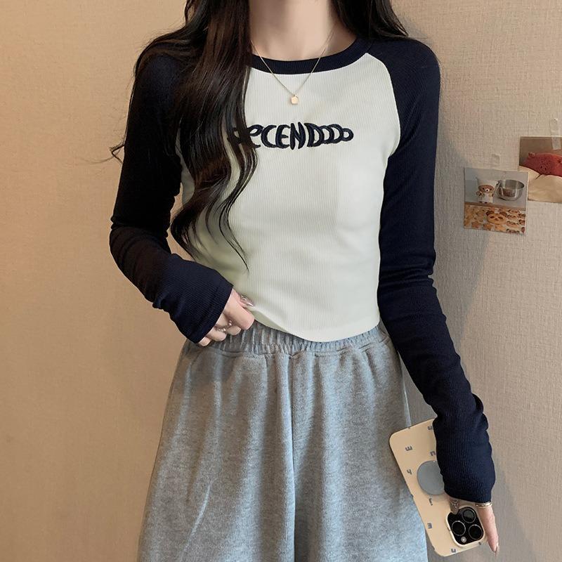 Real shot long-sleeved T-shirt women's autumn and winter short, small inner bottoming shirt German velvet plush shoulder sleeve top