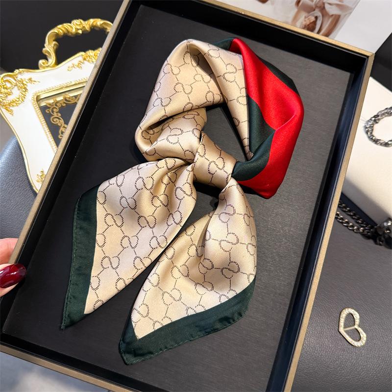 Luxury Temperament Rose Scarf, Spring and Autumn Women's Neck Protection, Scarf, Sunscreen Shawl, New Imitation Silk 71cm Square Scarf