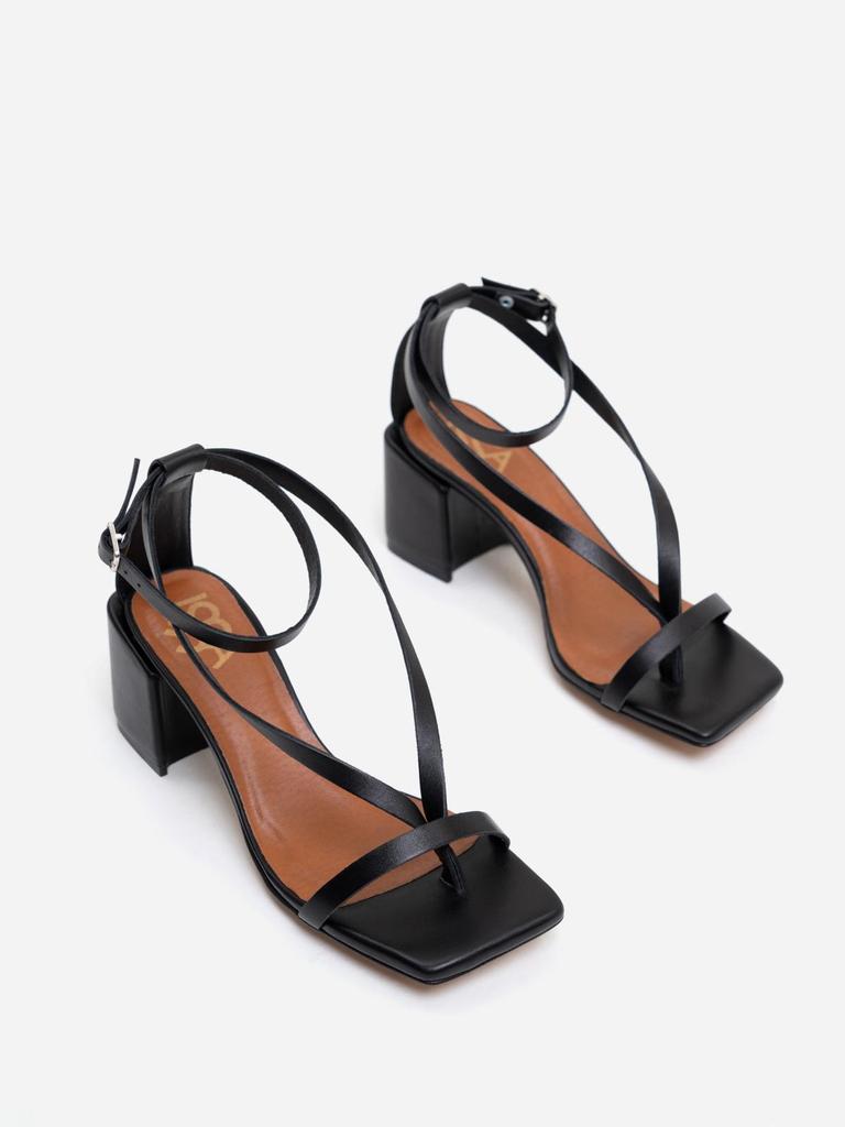 Sandály na podpatku ISSA Plus