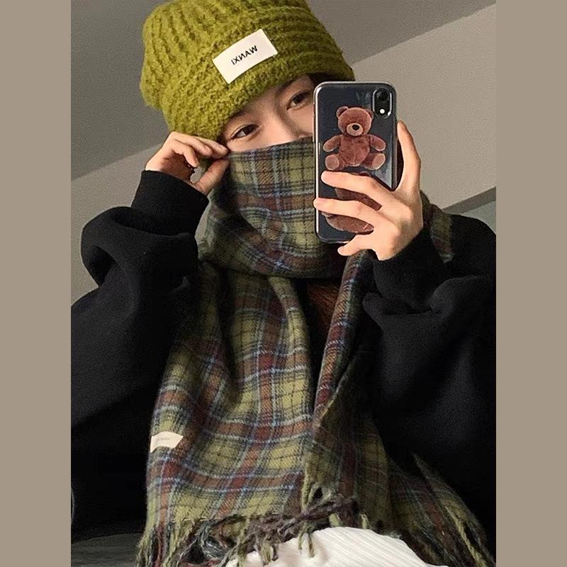 Green Soft Waxy Plaid Scarf Women's Winter New Versatile Student Shawl Warm Scarf Good Feel