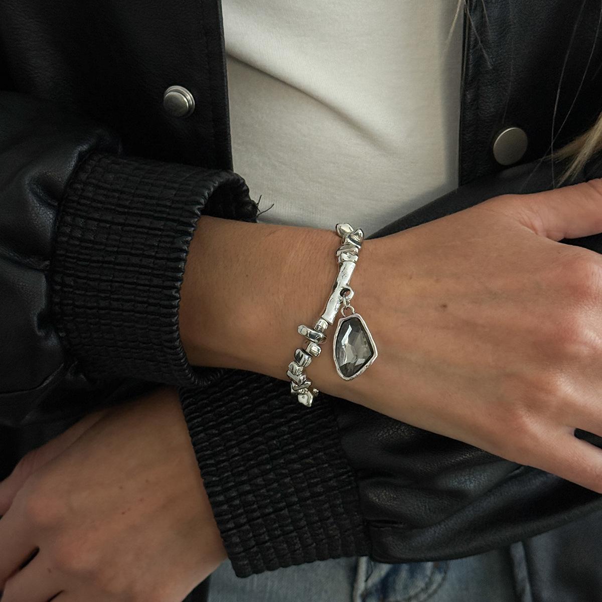 

Goth Crystal Open Ring for Women 2026 New Trend Geometric Adjustable Knuckle Rings Neclace Bracelet New Year Party Jewelry Gift