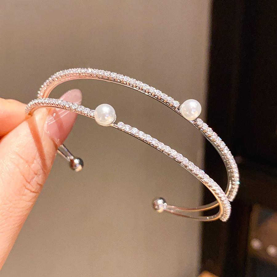 Minimalist Zircon Pearl Double Layer Bracelets For Women With Geometric Design
