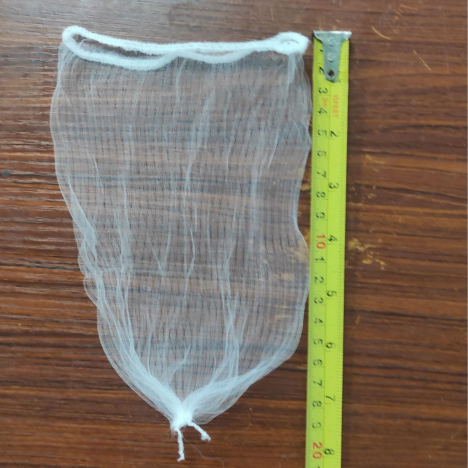 

Одноразовая треугольная сетка для мойки