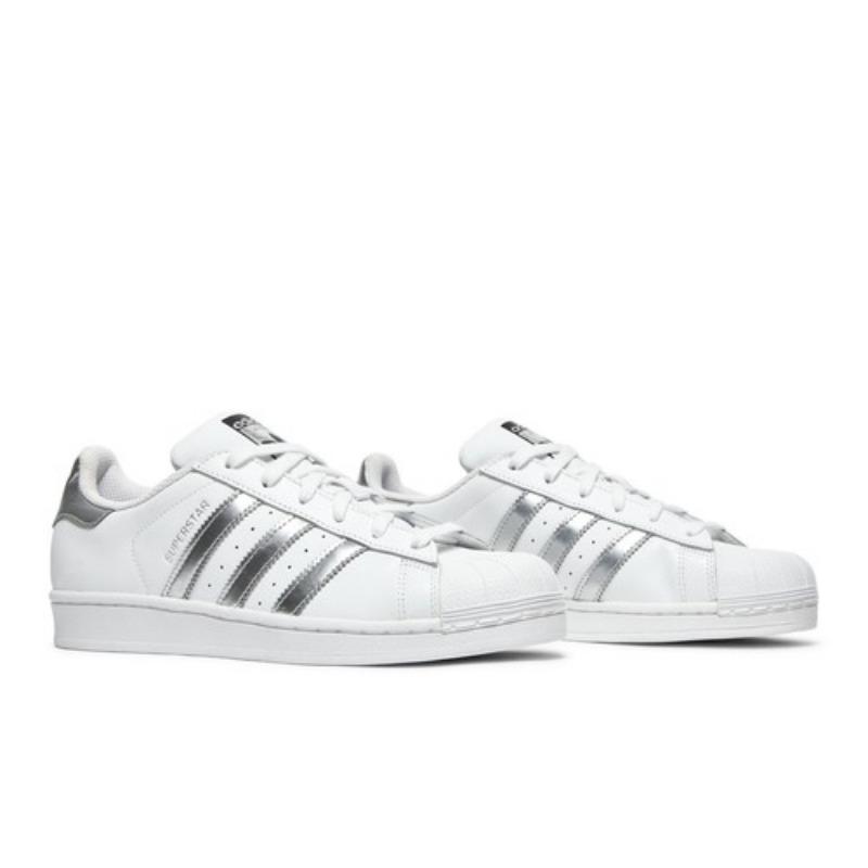 adidas Wmns Superstar White Silver Metallic AQ3091 серебряный/белый