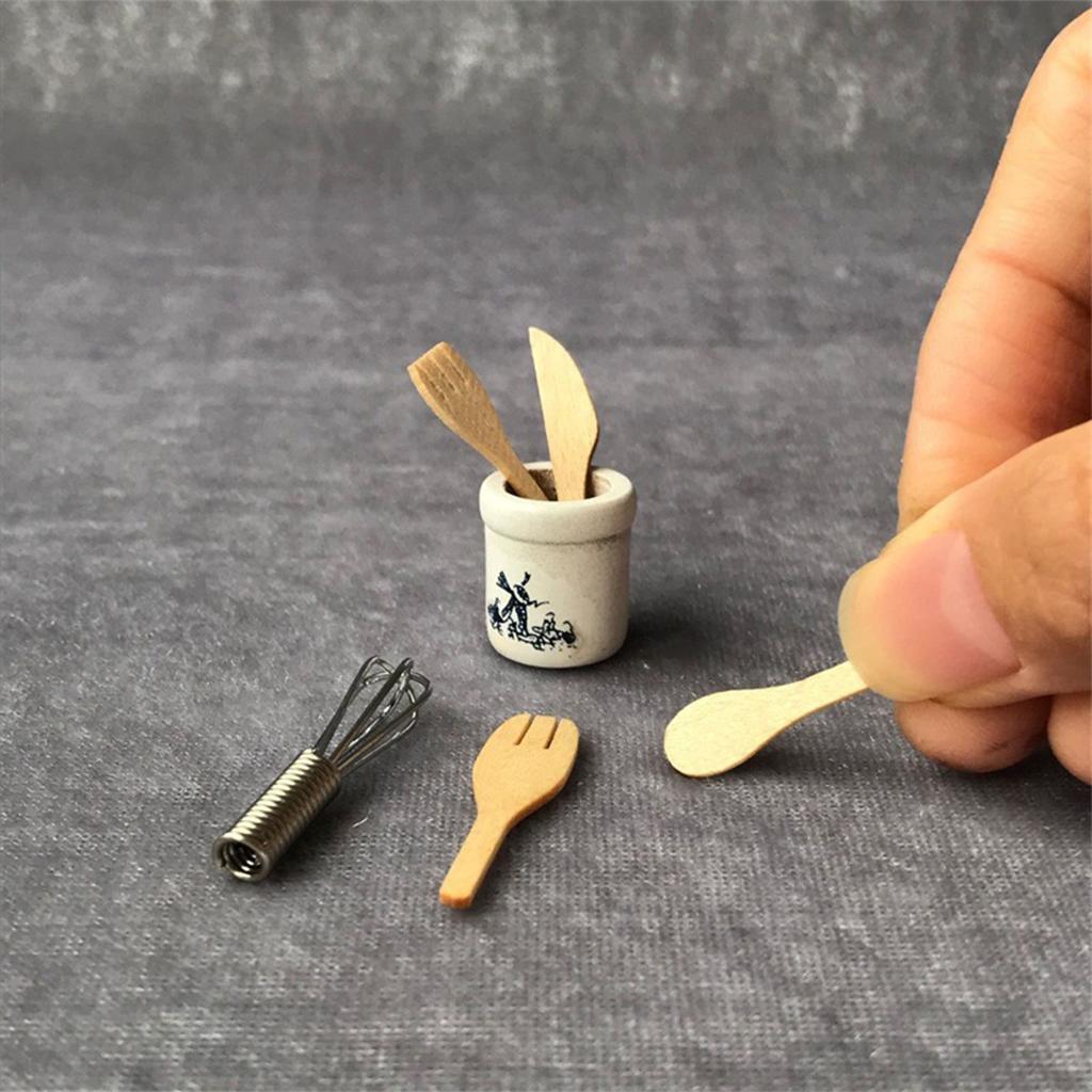 1/12 Dollhouse Egg Beater Kid Toy Miniature Ornament Decor for Boy Children