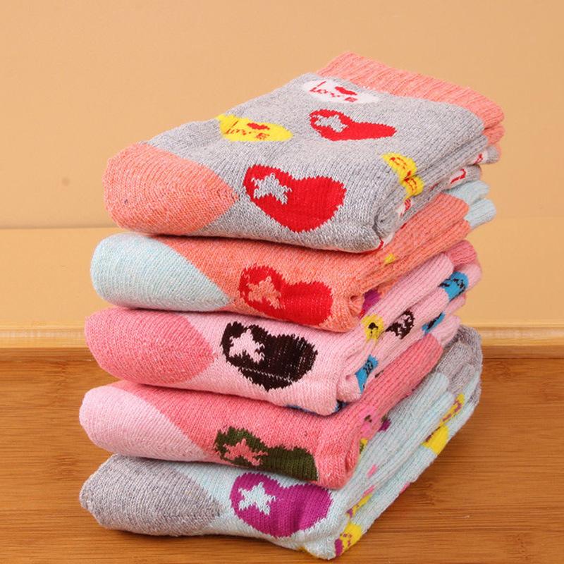 5/10 Pairs Comfortable Casual Autumn Winter Thickened Warm Fleece Socks for Women Octagonal Ethnic Style Mid Calf Wool Socks Cotton Versatile