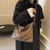 Retro fashion large-capacity shoulder bag women's new autumn trendy casual tote bag textured underarm bag