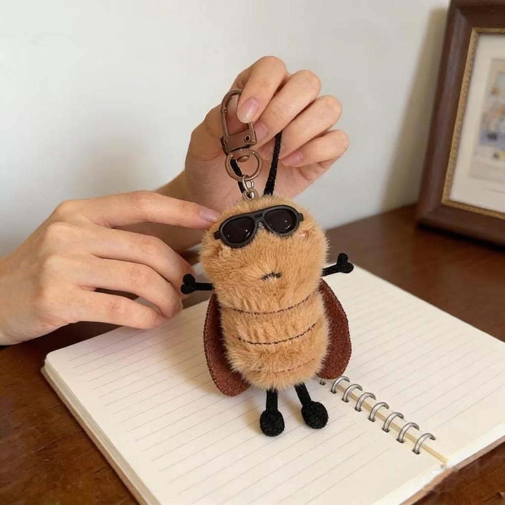 Bag Hanging Plush Cockroach Pendant Ornaments Car Key Ring Personality Cockroach Keychain Gifts