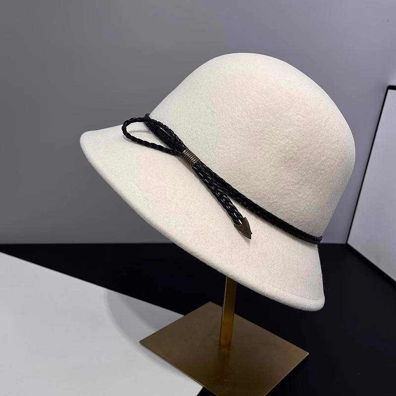 Autumn and Winter Woolen Bucket Hat Women's French Versatile Fashion Basin Hat To Keep Warm and Show Small Temperament