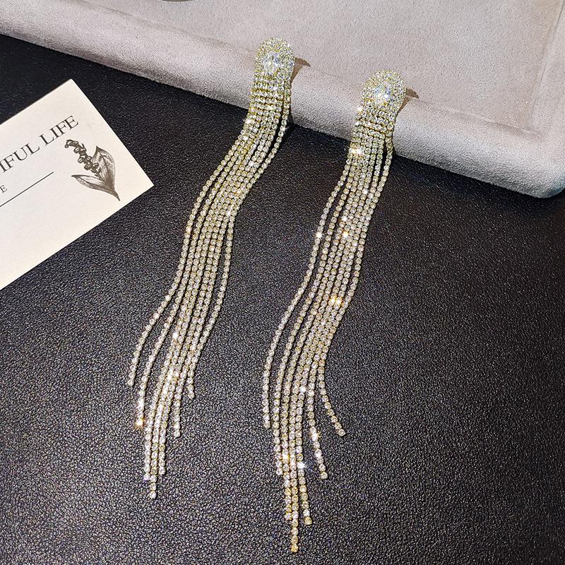 Elegant Tassel Long Earrings: European & American Fashion, High-End Prom & Evening Goddess Style.