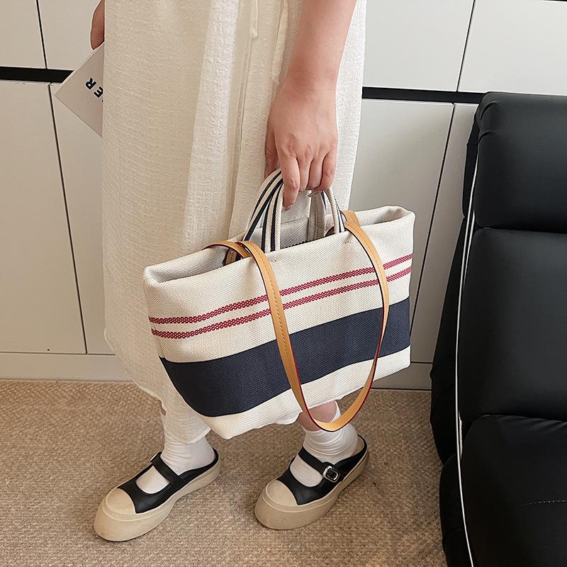 2025 New Summer Sen Meng Striped Beach Bag Women's Bag Fashion Casual Portable Shoulder Bag Large Capacity Tote Bag