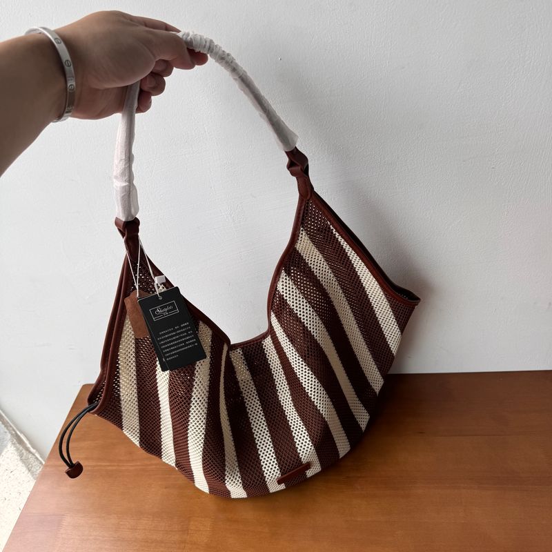 

Factory Price 200 + Foreign Trade Original Order Stripe Woven Bag Women s Bag Genuine Leather Casual Shoulder Bag Tote Bag Tail Goods Leak-Picking Brown and White in stock