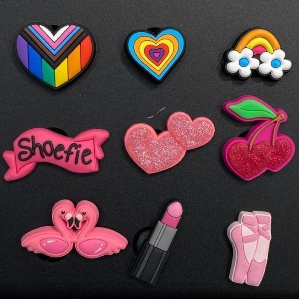 

Crocs Pink Flamingo Jibbitz Accessory Basic/Esther Bunny Heart Doll