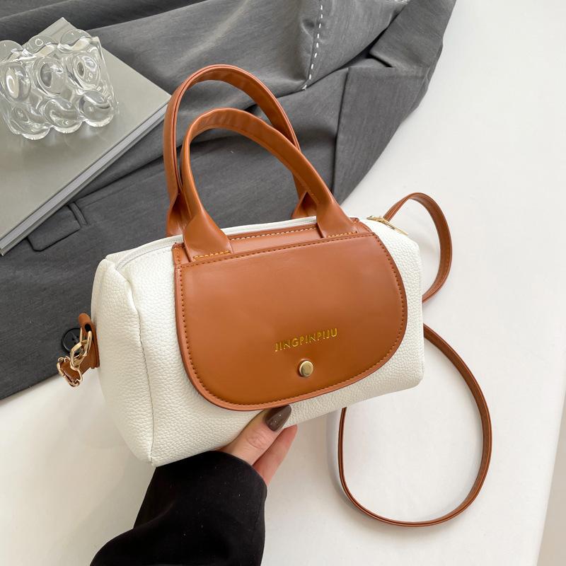 

Французская сумка-подушка женская 2025 новая весенняя контрастного цвета сумка-подушка Boston модная портативная на плечо сумка-мессенджер белый