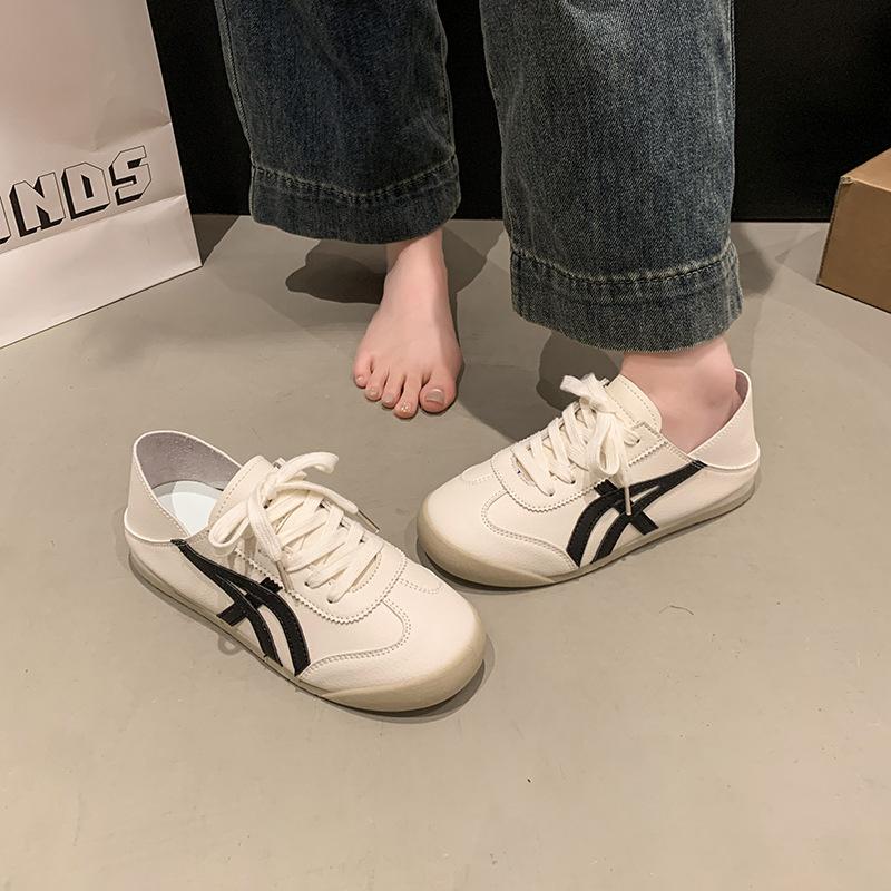 Fashion retro lightweight versatile flat-bottomed German training shoes women's new summer soft-soled sports Forrest Gump board shoes