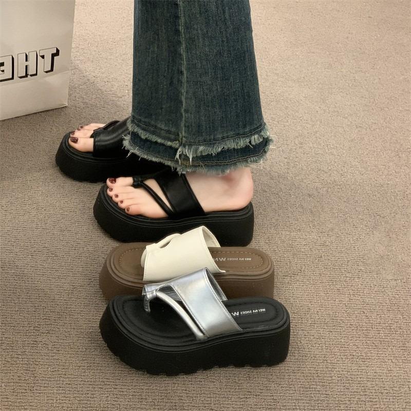 Thick-soled Height-increasing Women's Sandals New Styles of Beach Hermitage Shoes Slippers