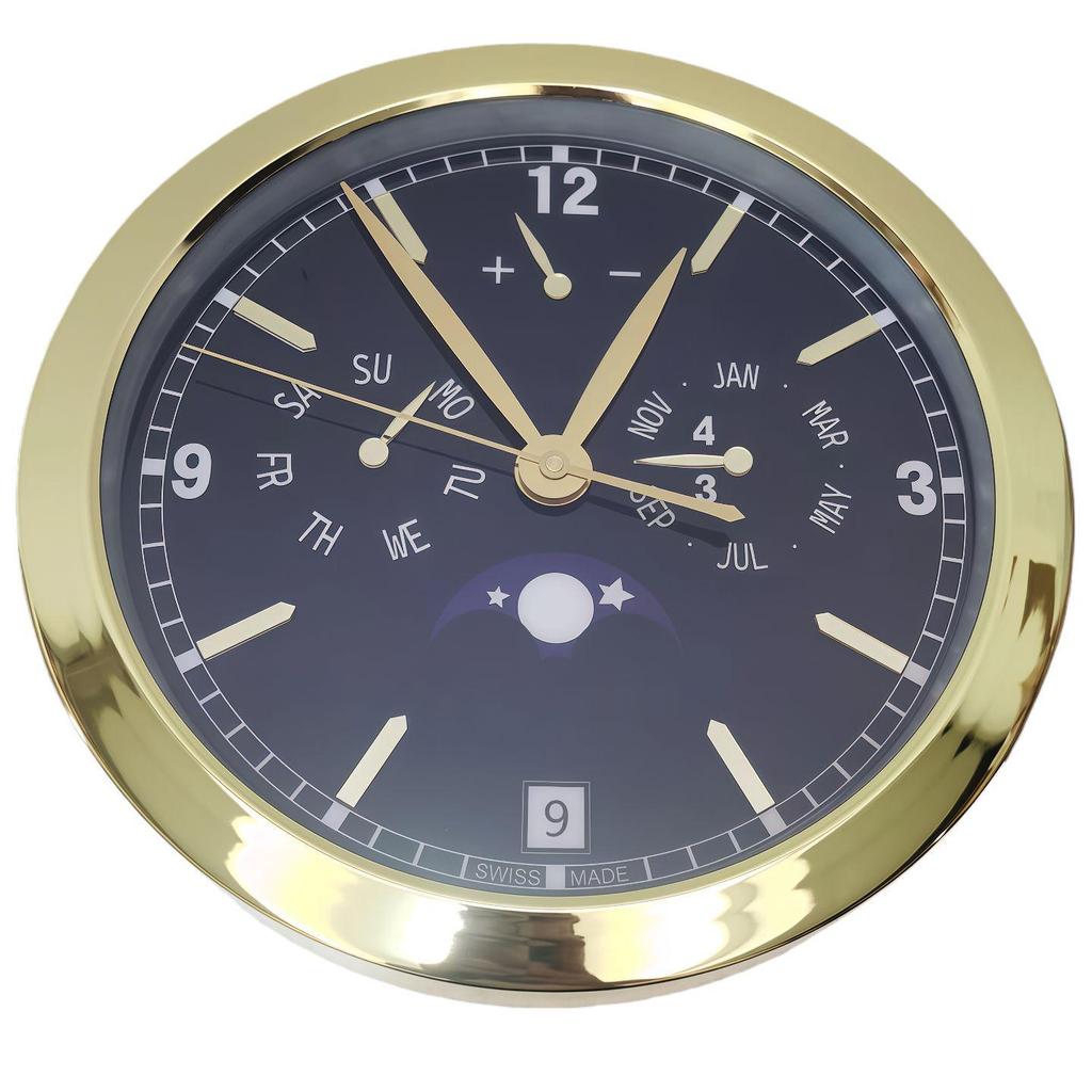 Leuchtende Lux Wandmontierte Metalluhr: Modernes Dekorationsstück für Wohnzimmer