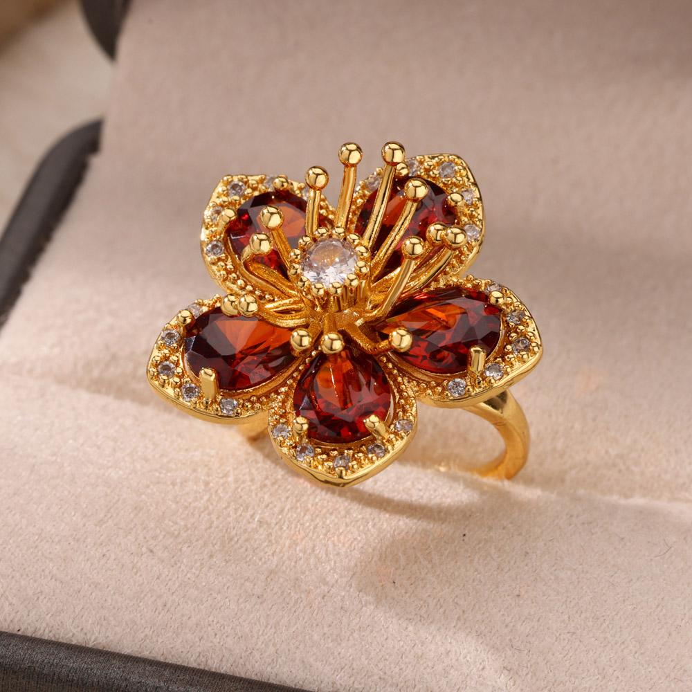 Grüne Zirkonblumenringe für Damen Goldfarbe Edelstahl Blume Floraler Ring Eleganter Luxus Hochzeit Ästhetischer Schmuck Geschenk