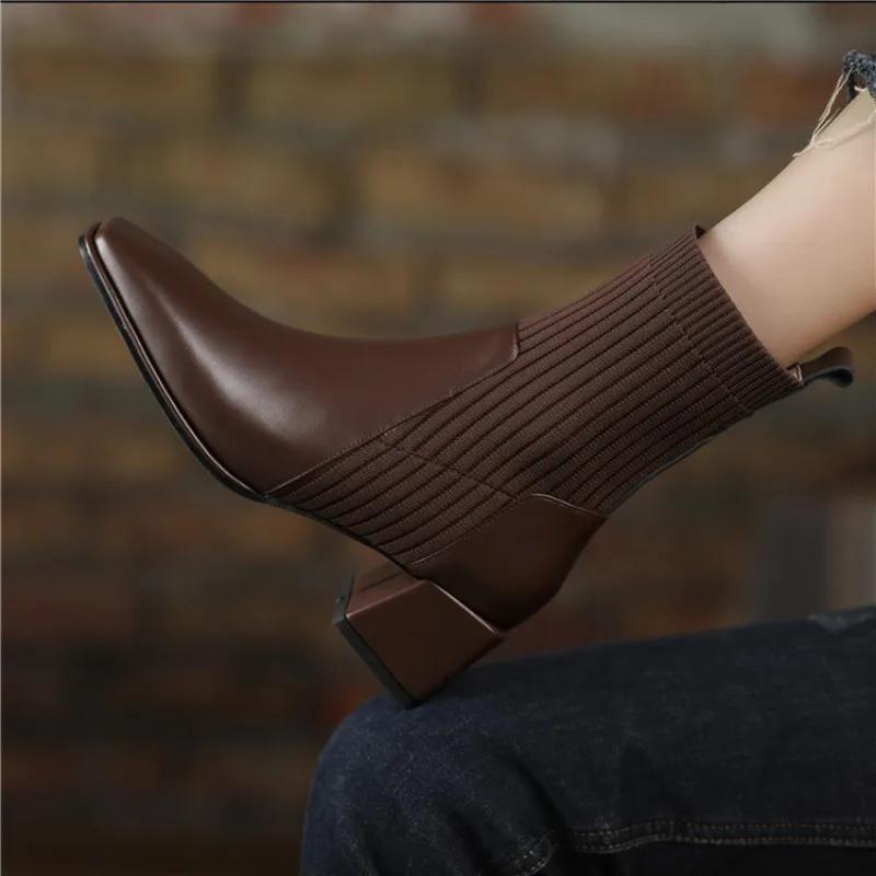 2026 New autumn and winter style thick and medium heel square toe short boots for women knitted apricot elastic single boots