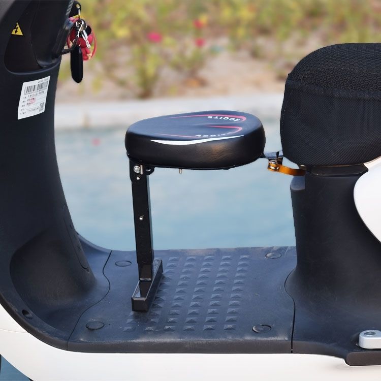 Motorcycle Safety Child Foldable Seat Electric Car Front Baby Armrest Seat Battery Car Child Seat with Pedal