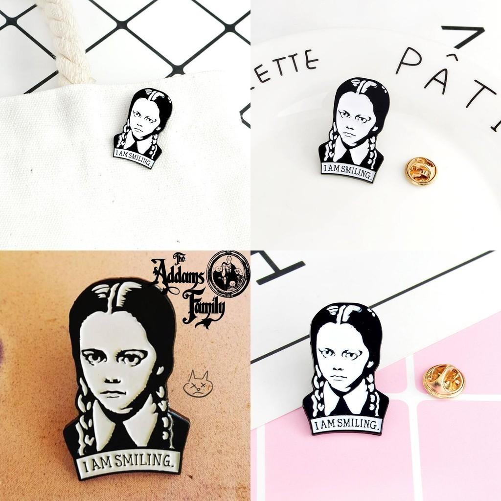 Wednesday Addams Brosch Märke Semester Skräck Gåva Till Fans