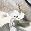 YIXI Leaf Draining Soap Dish