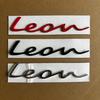 1 ks 3D odznak s logom LEON Kovové nápisy a logo na kufor pre stylingové príslušenstvo auta