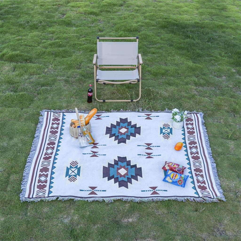 Bohemian Style Waterproof Picnic Blanket - Thickened Outdoor Rug for Camping