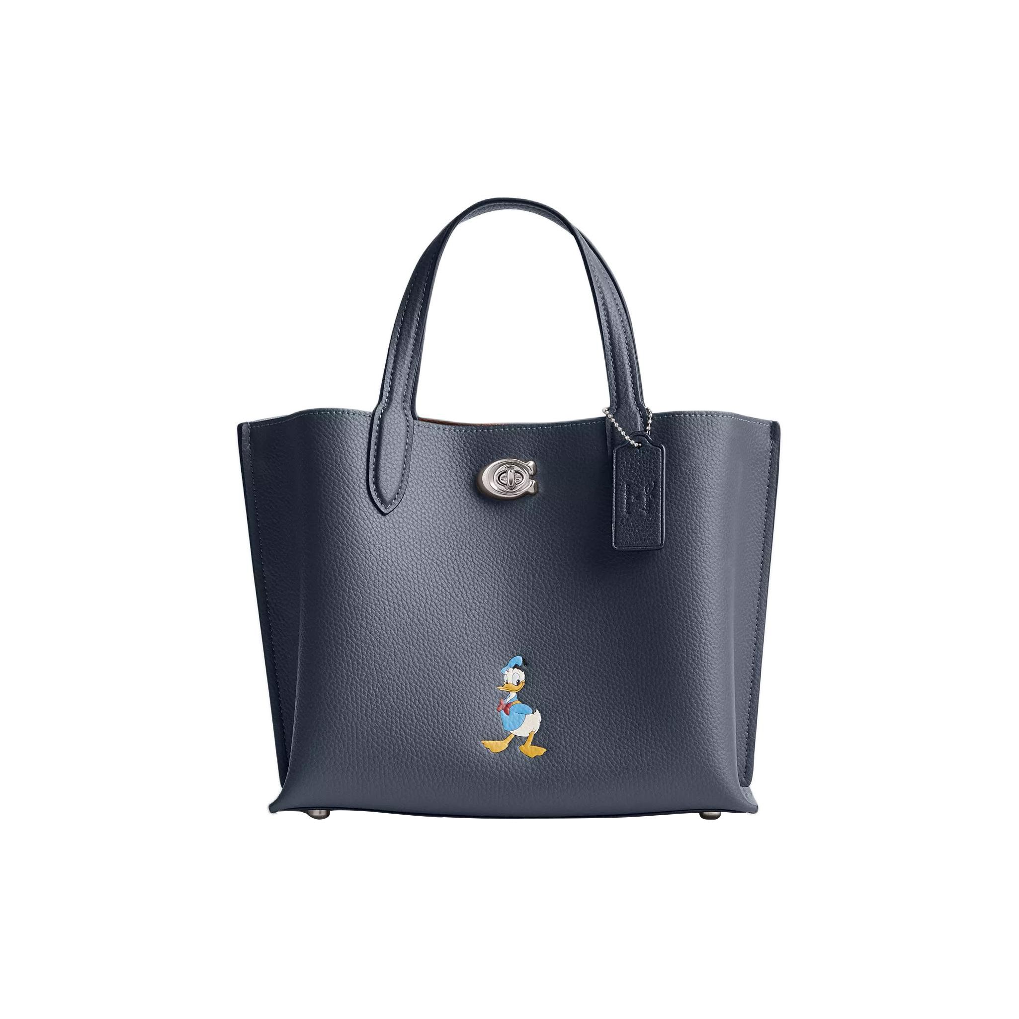 

Coach X Disney Collaboration Willow 24 Donald Duck Print Large Capacity Magnetic Snap Double-Sided Leather Tote Bag Women tote Multicolor CQ797-LHDEI Basic Set (Bag+Dust Bag)