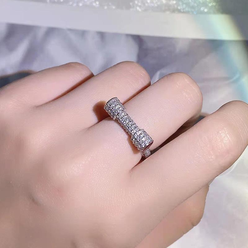 Creative Luxury Full Diamond Geometric Ring  Copper White Zircon Surround Diamond High-end Ring Female Party Engagement Gift