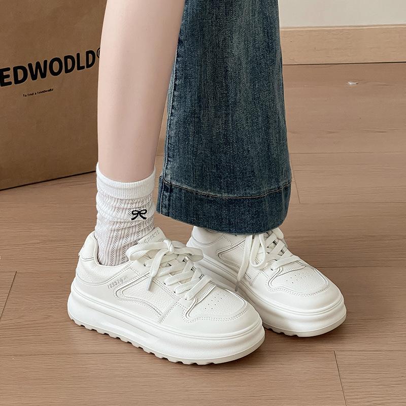 Versatile casual flat white shoes women's summer fashion daily non-slip muffin shoes show small non-slip sneakers tide