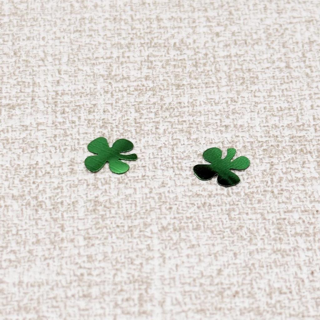 Four-Leaf Clover Glitter Sequins: Pet Festival Accessories for Jewelry, Nail Art, DIY Decorations