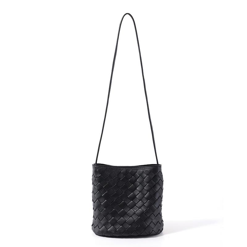 Fashionable Sheepskin Bag for Women New Genuine Leather Women's Bag Woven Bag Simple and Versatile Small Bag One Shoulder Crossbody Bag