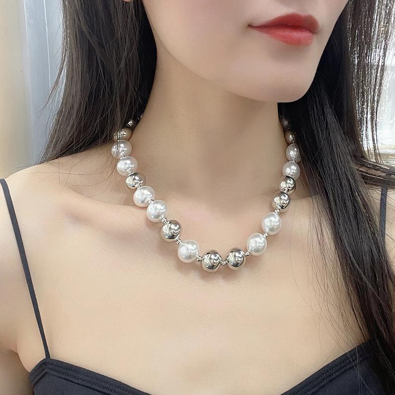 Creative Multi-layer Pearl CCB Sweater Chain Collarbone Chain Temperament Elegant Love-shaped Layer Necklace