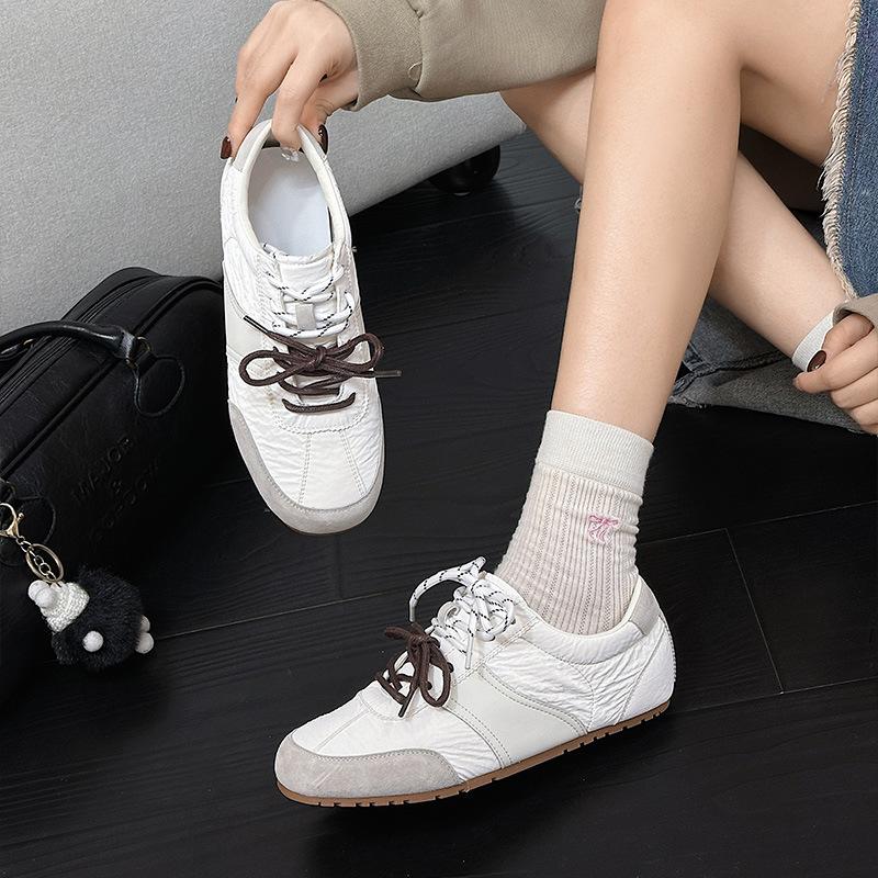 Dexun Schuhe Damen Soft-Sohle Forrest Gump Schuhe Neu Zweifarbig Schnürung Lässig Vielseitig Leicht Flachboden Sport- und Freizeitschuhe