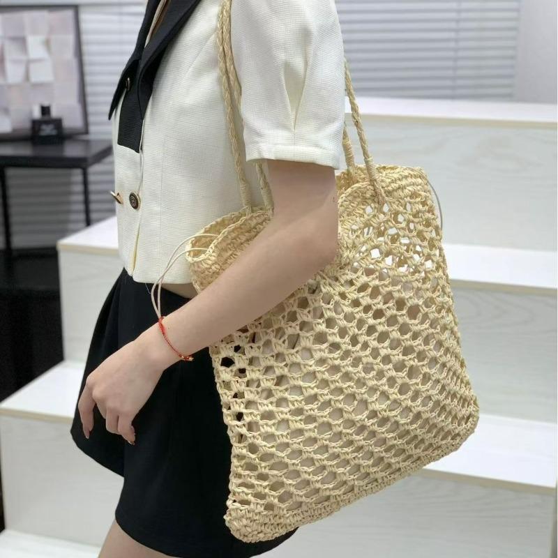 New hollow shoulder straw bag large capacity handwoven bag women's bag versatile beach bag tote bag women's bag