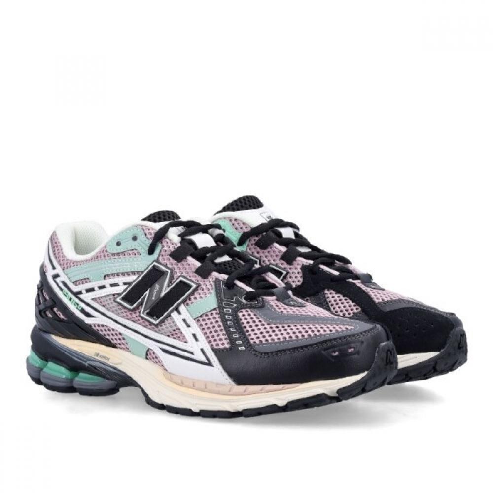 New Balance Mesh Upper Lace Up Sneakers U1906nb Th