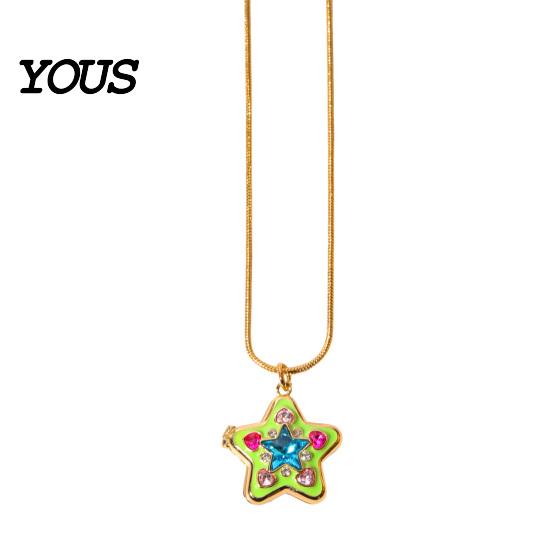 Charming Photo Jewelry Locket Picture Pendant Necklace for Women, Rhinestone Heart/Star Shaped Gift Frame Wife, Girlfriend ,Valentine's Day, Birthday