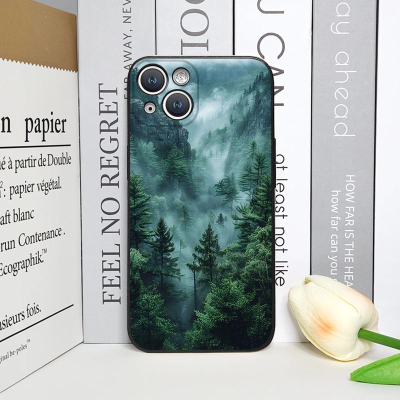 Vintage Green Forest Landscape Pattern Phone Case for iPhone 17 16 12 11 14 13 15 Pro Max Mini X XS MAX XR 7 8 14Plus Soft Cover