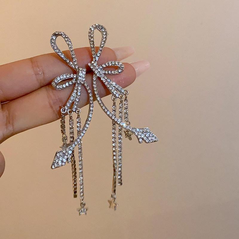 Korean Style Rhinestone Bow & Star Tassel Earrings - Light Luxury, High-End Feel, Fashionable Stud Jewelry