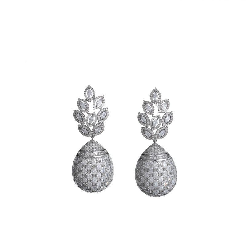 Exquisite Zircon-Inlaid S925 Silver Earrings for Women - Luxurious, High-End Sparkle Jewelry