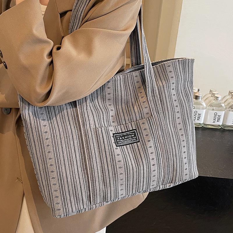 Large Capacity Cloth Bag Women's Bag Autumn and Winter New Commuting Tote Bag Ins College Students' Class One-shoulder Handbag