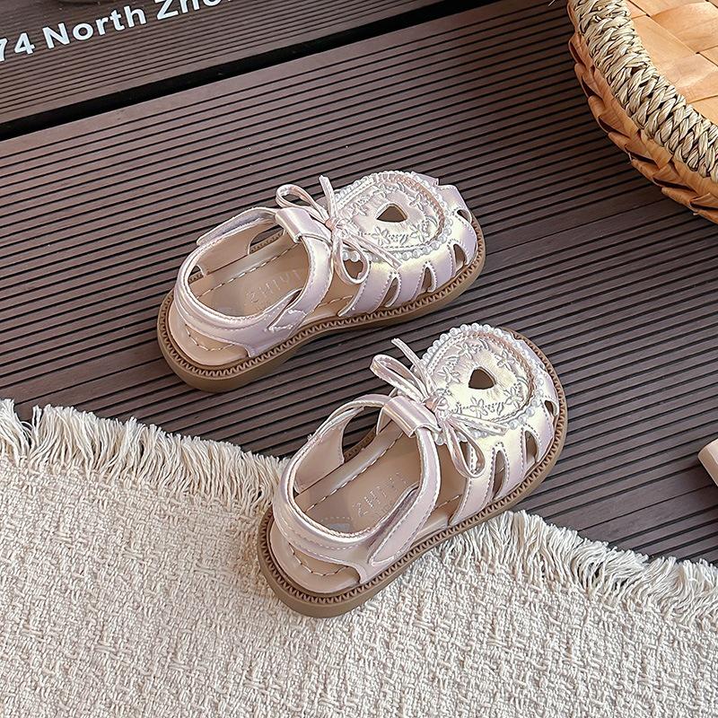 2026 Adorable Pearl Flower Baby Soft Sole Non-slip Closed-toe Sandals