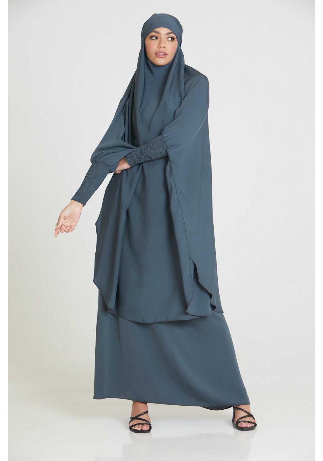 

Solid Color Hooded Robe & Skirt Two-Piece Set - Elegant Loose Fit. One Size