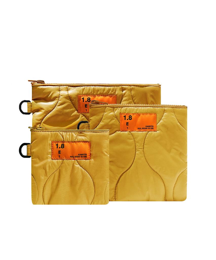 Kaneitei Pom Quilted Flat Pouch (Mustard) / Recycled
