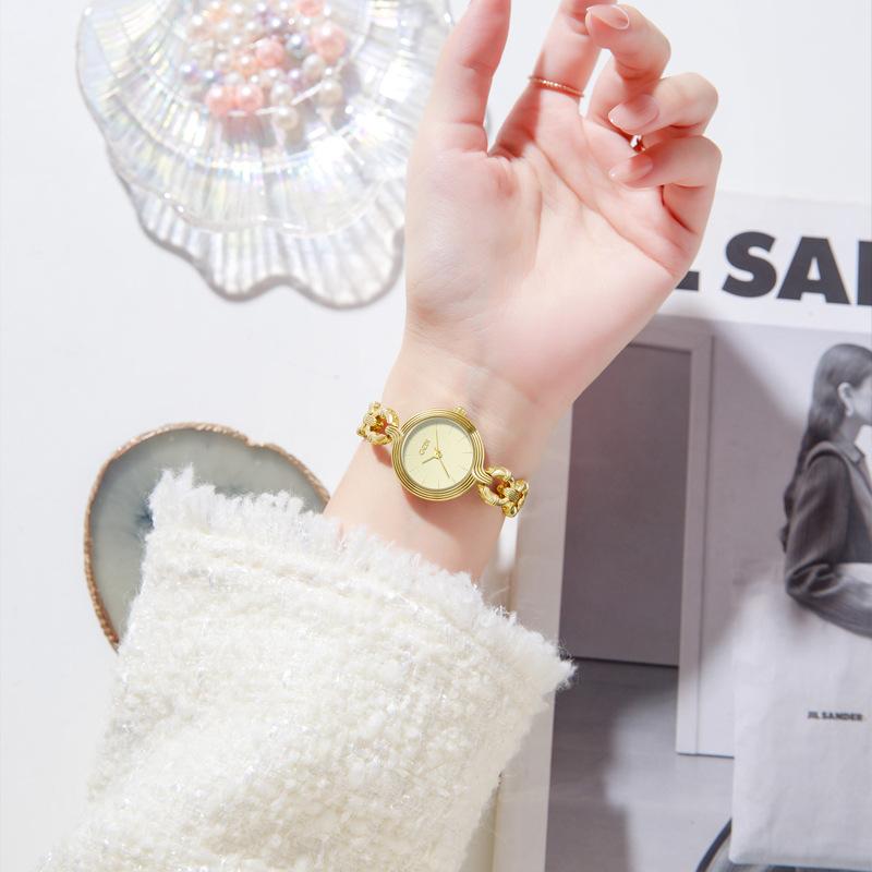 Elegant Bracelet Watch Women'S Fashion Niche High-End Denim Chain Women'S Watch Small And Exquisite Watch