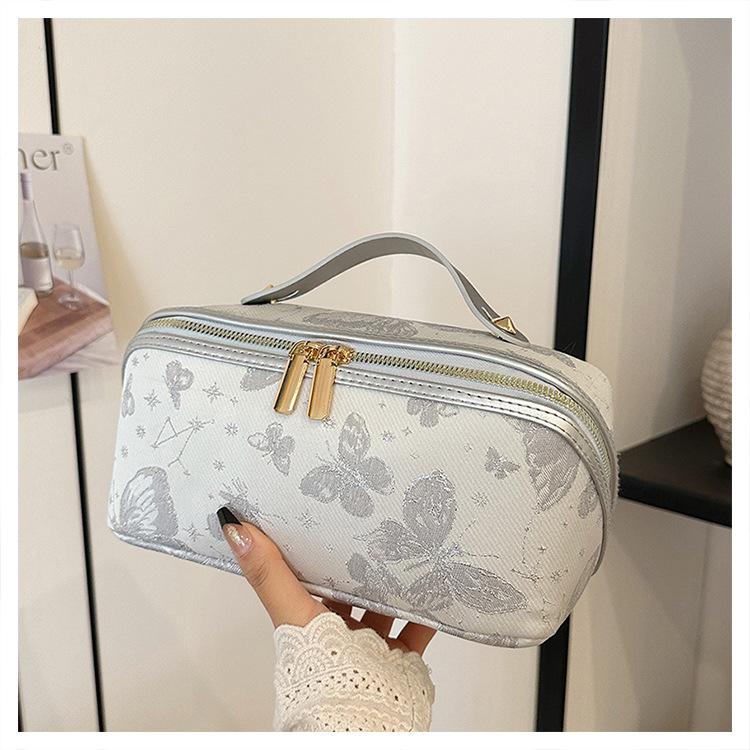 Elegant Vintage Embroidered Makeup Bag Large Capacity Portable and Perfect for Storing Cosmetics and Toiletries Ideal for Travel