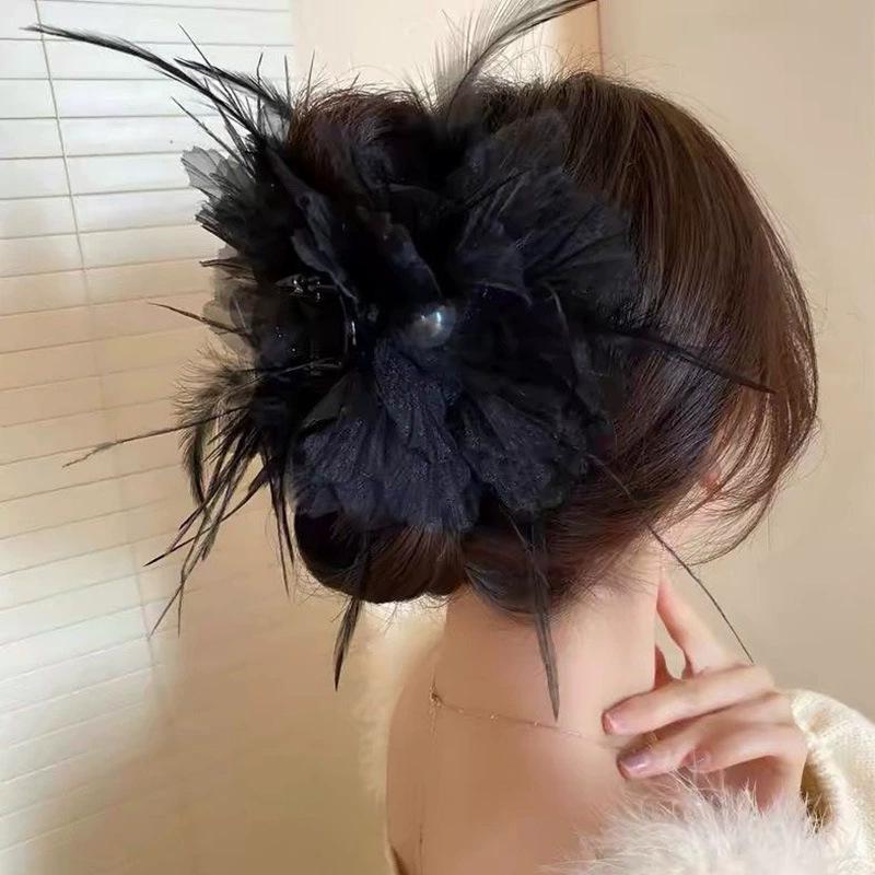 2025 Mesh Flower Shark Hair Clip: Elegant High-End Claw Hairpin for Women