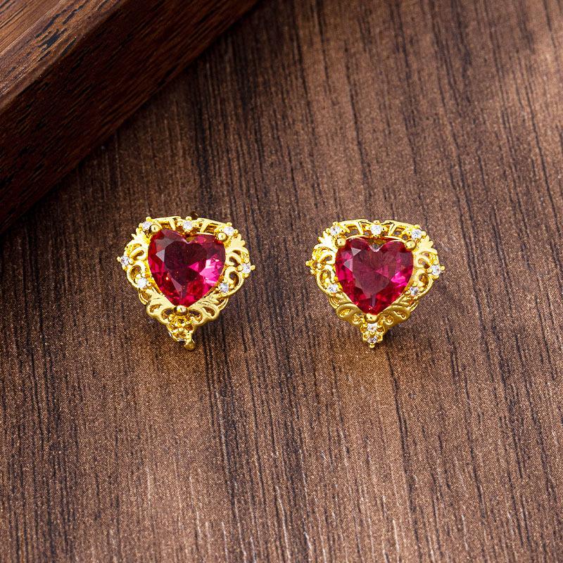 

Luxurious Diamond Heart Earrings: Women s Light Gold, Long-Lasting Color Jewelry