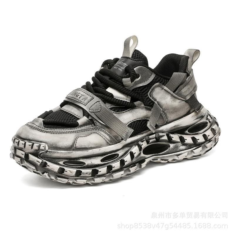 Farbige und alte Hong Kong Stil Nischen-Leichtluxus Niedrig geschnittene Dämpfende Sportschuhe mit dicker Sohle Rutschfest und verschleißfest Papa Schuhe